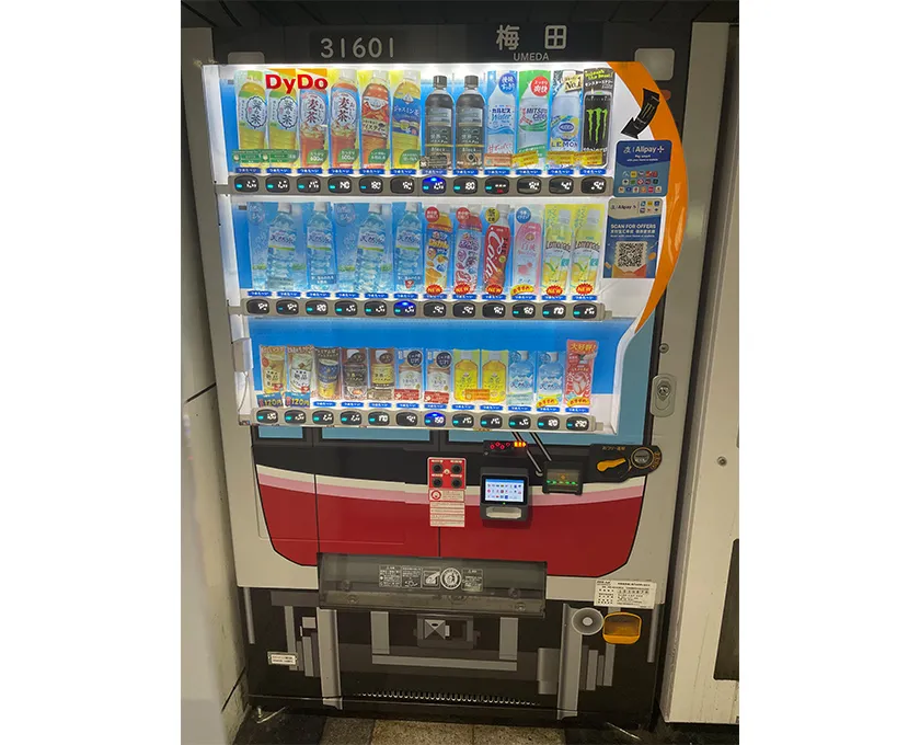 Osaka Metro 차량을 디자인한 오리지널 래핑 자판기